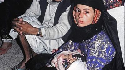 شيخ القبيله وبناته الخمسه