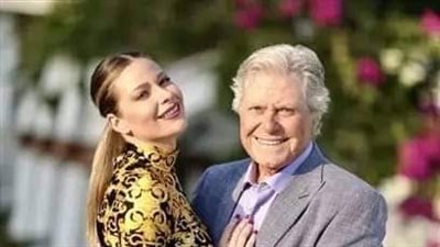 سالو حسين فهمي مين اكتر فنانة ريحتها وحشه