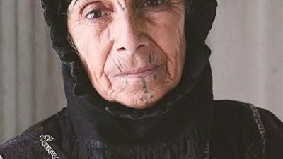 أنا إسمي مني وقصتي غريبه اوي بقلم الكاتب حسن الشرقاوي