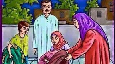 المراه وماكينه الخياطه