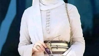 كانت سهرانه فى اوضتها  بقلم الكاتبه فاطيما