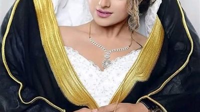 الاقحوان القرمزى من الجزء الاول إلى الجزء الاخير بقلمى دودو محمد