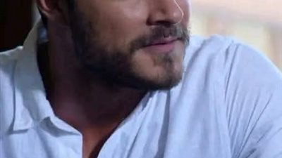 احبب عاجز بقلم اسراء ابراهيم